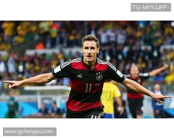 亚洲足球传奇之路:从第一人到世界瞩目历史球星的崛起与辉煌 亚洲足球传奇之路:从第一人到世界瞩目历史球星的崛起与辉煌